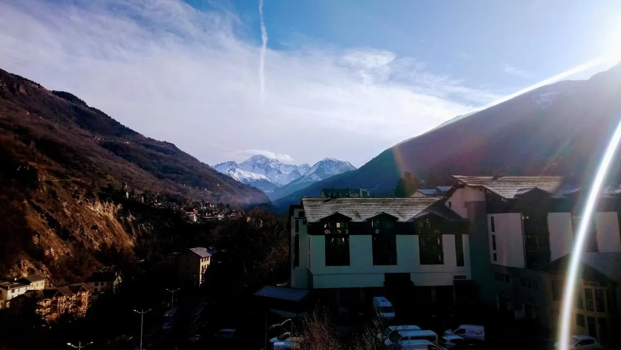 Grand Studio Tout Confort Pour 4 Personnes Brides-les-Bains Appartement